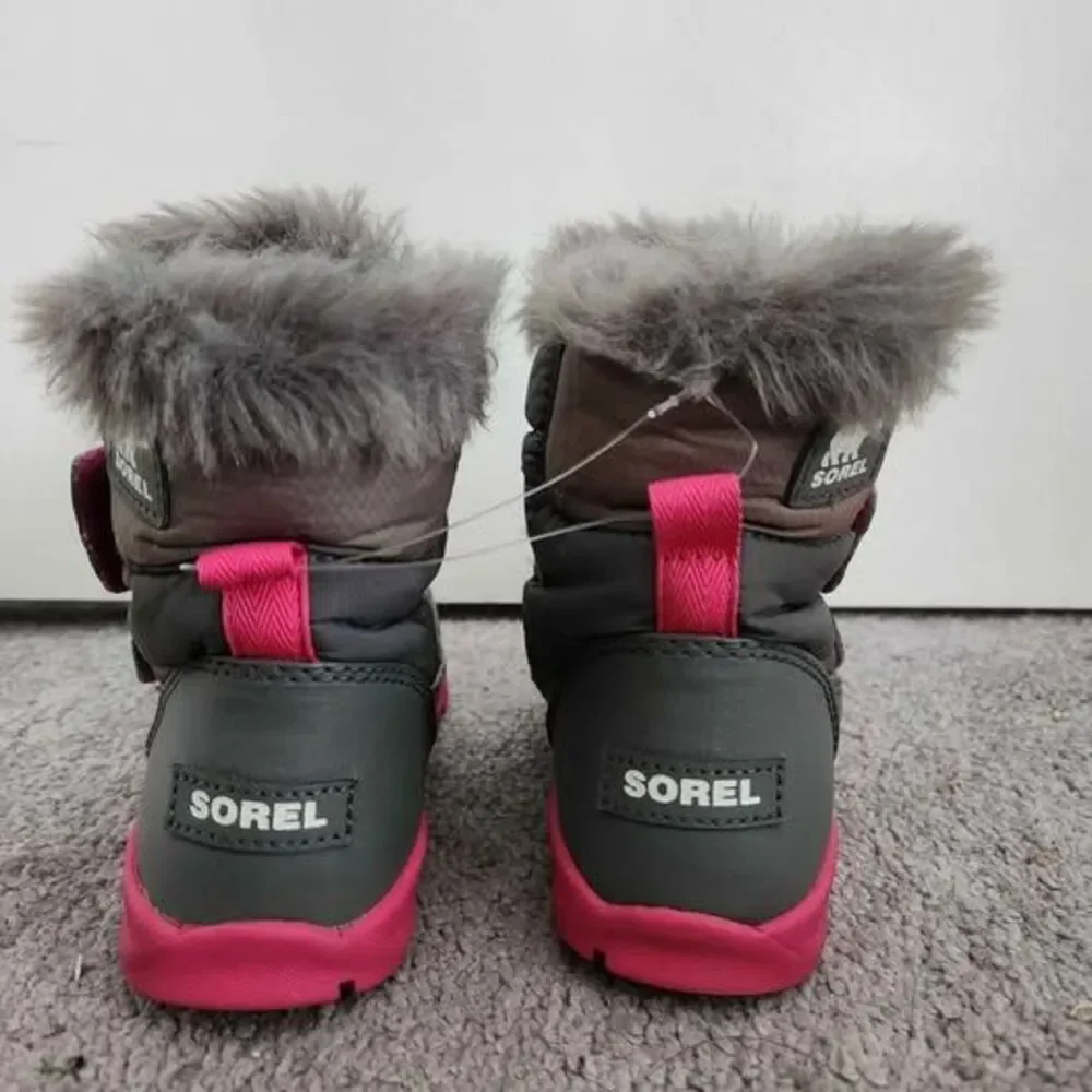 Sorel Whitney snowboots size 13
